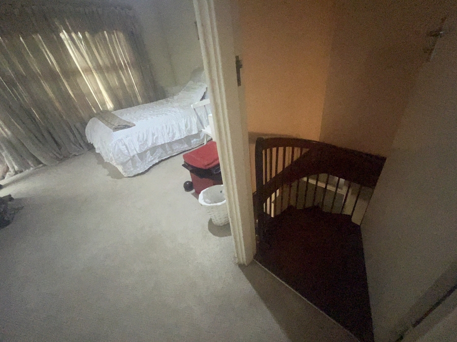 4 Bedroom Property for Sale in Florida Glen Gauteng