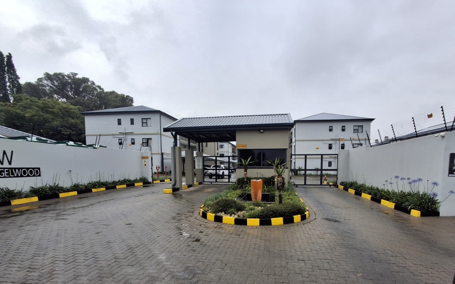 2 Bedroom Property for Sale in Brentwood Gauteng