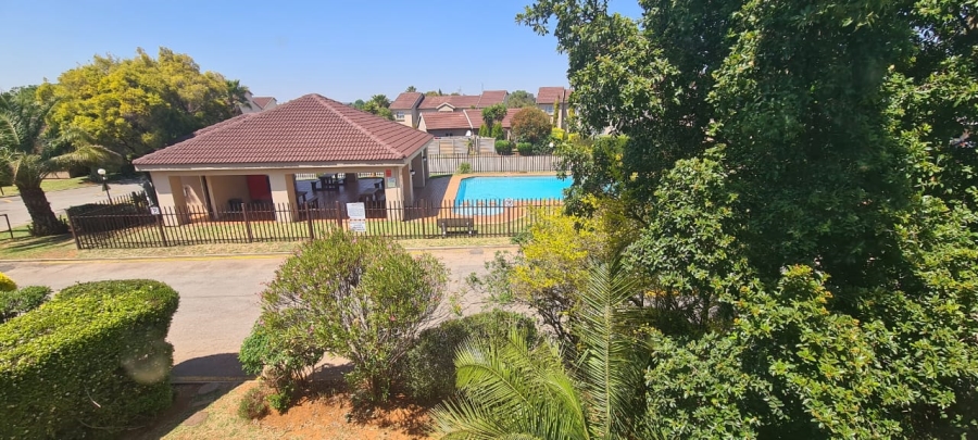 To Let 2 Bedroom Property for Rent in Pomona Gauteng