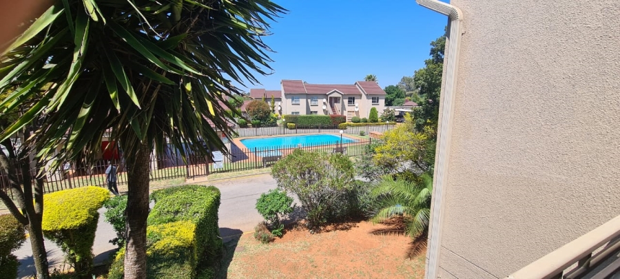 To Let 2 Bedroom Property for Rent in Pomona Gauteng