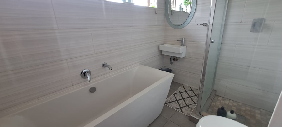 4 Bedroom Property for Sale in Freeway Park Gauteng