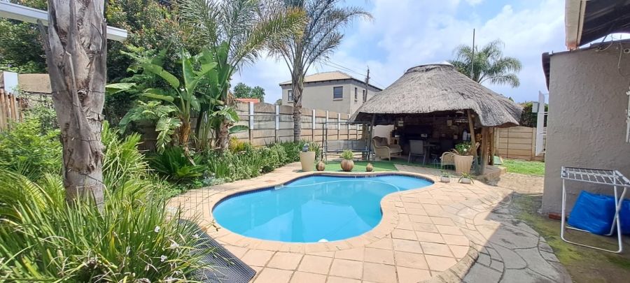 4 Bedroom Property for Sale in Freeway Park Gauteng