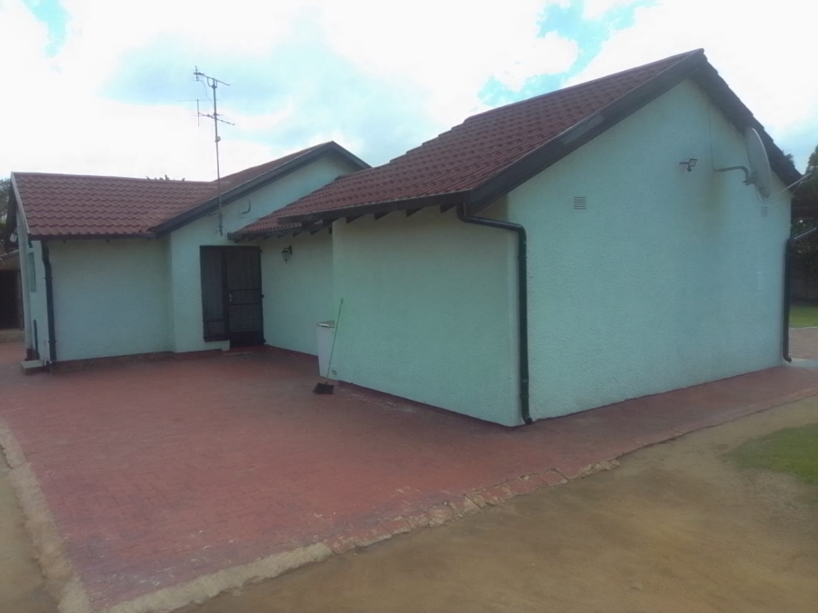 3 Bedroom Property for Sale in Dalpark Gauteng