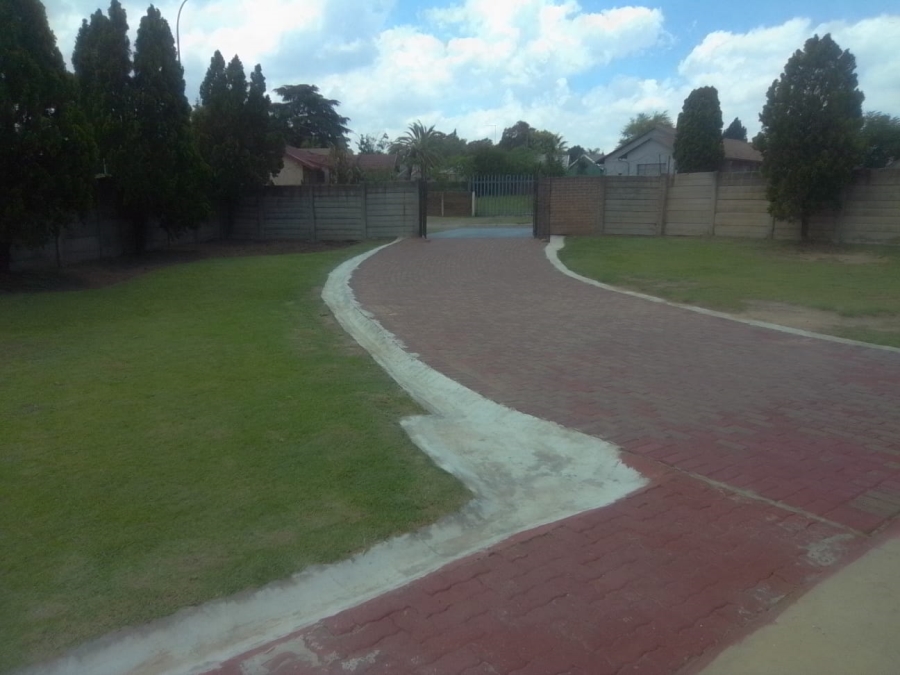 3 Bedroom Property for Sale in Dalpark Gauteng