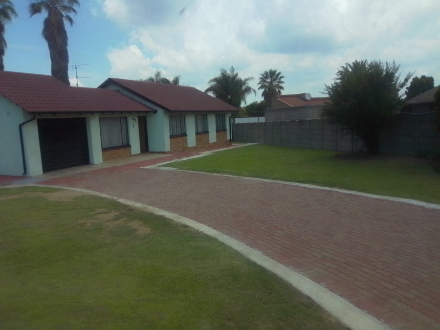 3 Bedroom Property for Sale in Dalpark Gauteng