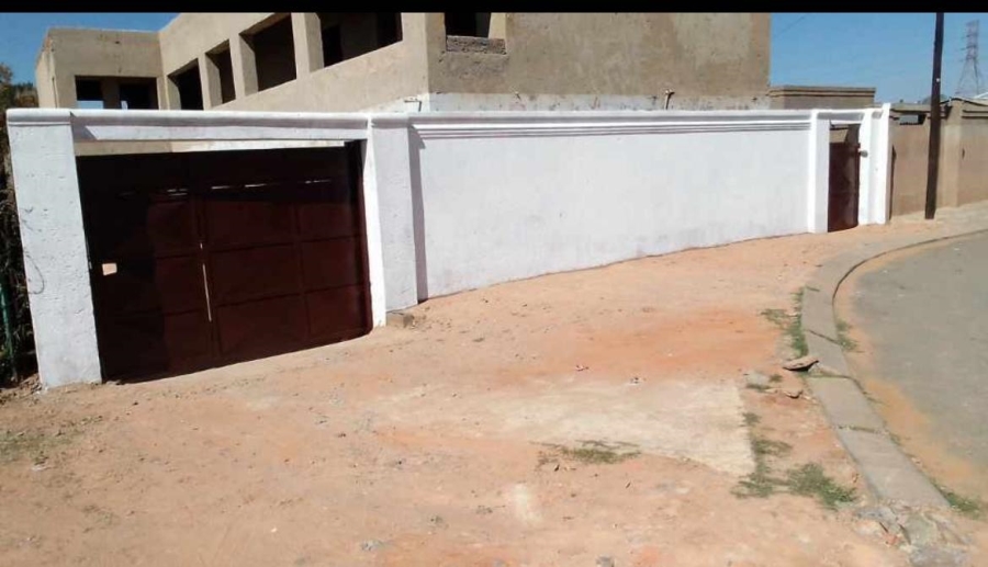 1 Bedroom Property for Sale in Jabulani Gauteng