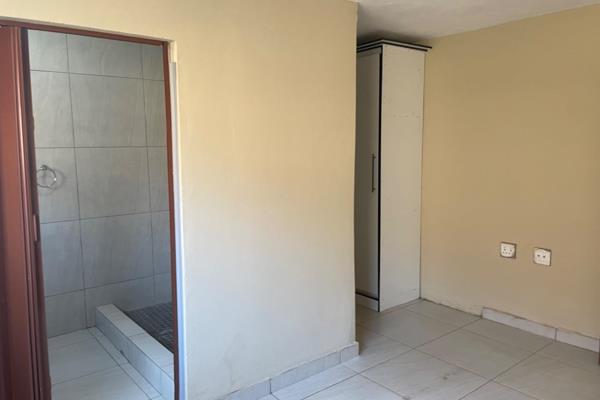 1 Bedroom Property for Sale in Jabulani Gauteng