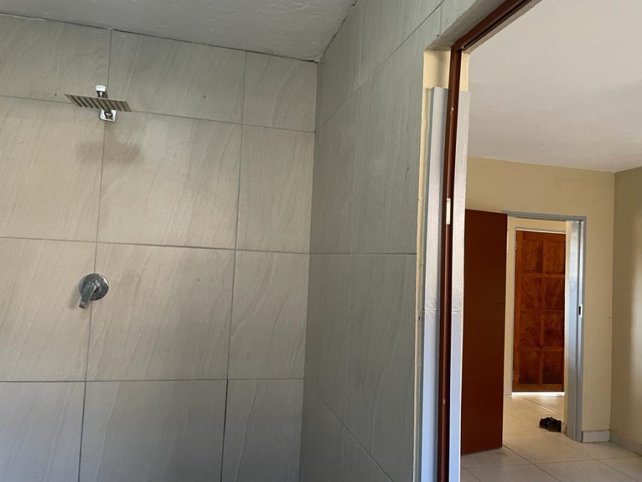 1 Bedroom Property for Sale in Jabulani Gauteng