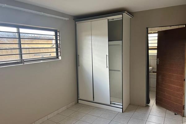 1 Bedroom Property for Sale in Jabulani Gauteng
