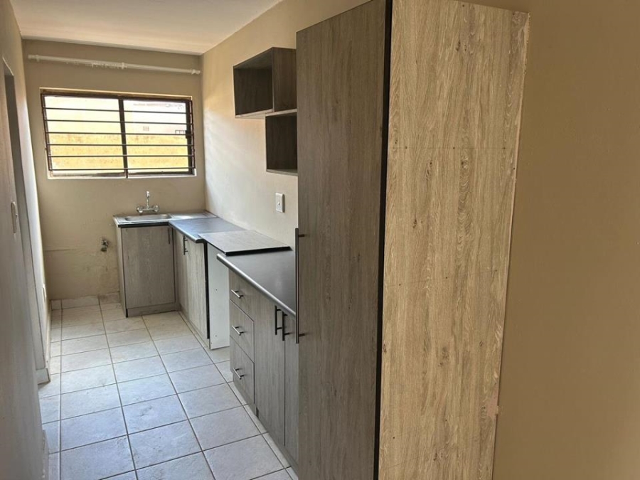 1 Bedroom Property for Sale in Jabulani Gauteng