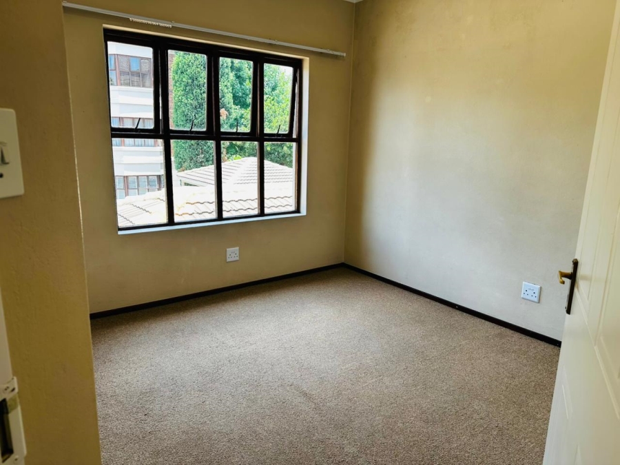 2 Bedroom Property for Sale in Bryanston East Gauteng