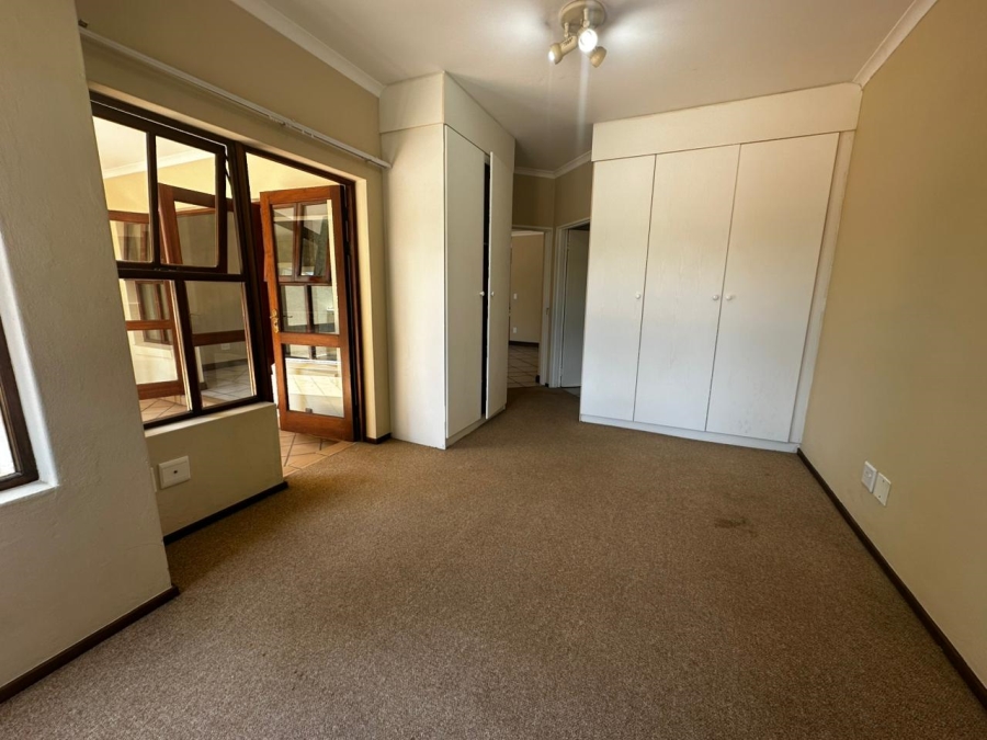 2 Bedroom Property for Sale in Bryanston East Gauteng
