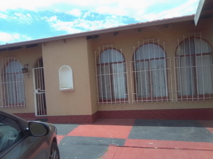 3 Bedroom Property for Sale in Dalpark Gauteng