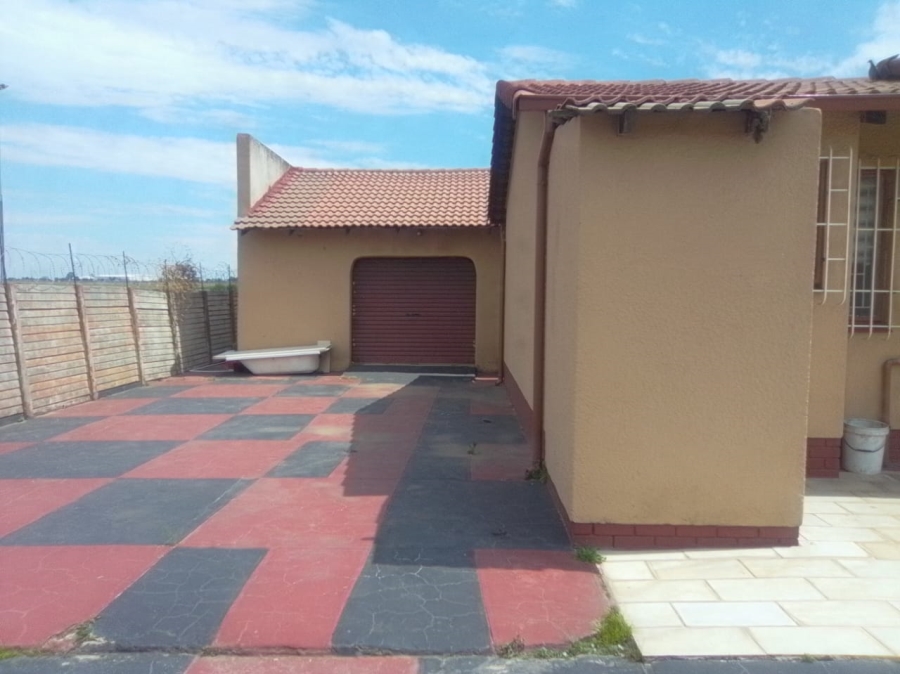 3 Bedroom Property for Sale in Dalpark Gauteng