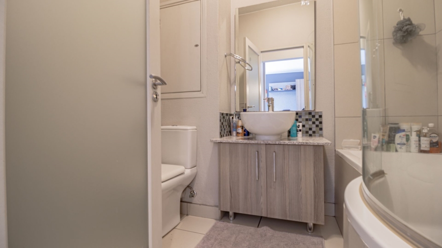 2 Bedroom Property for Sale in Edenburg Gauteng