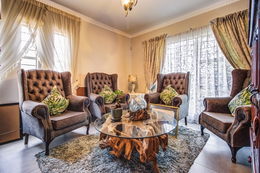 3 Bedroom Property for Sale in Glen Marais Gauteng