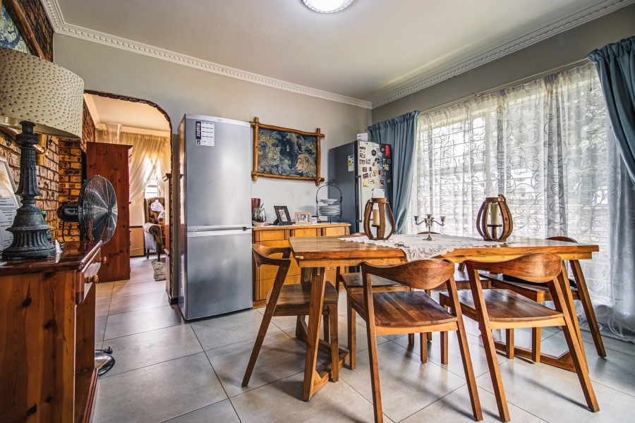 3 Bedroom Property for Sale in Glen Marais Gauteng