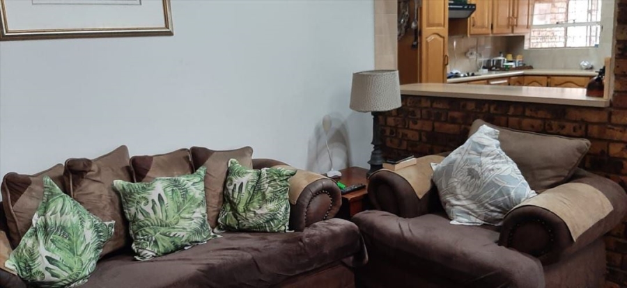 3 Bedroom Property for Sale in Glen Marais Gauteng