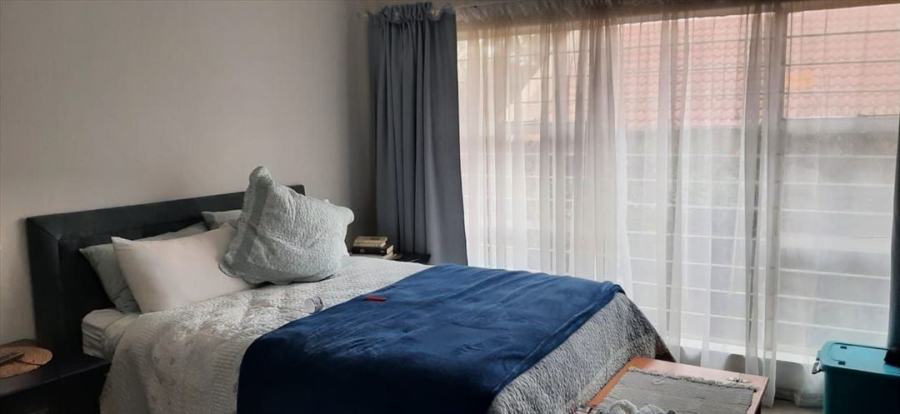 3 Bedroom Property for Sale in Glen Marais Gauteng
