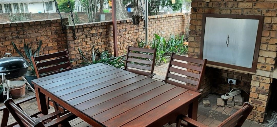3 Bedroom Property for Sale in Glen Marais Gauteng