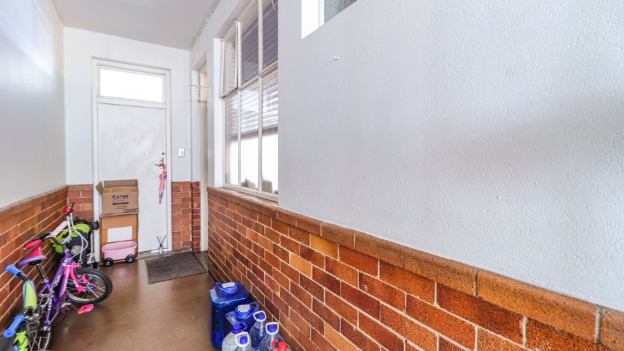 2 Bedroom Property for Sale in Killarney Gauteng