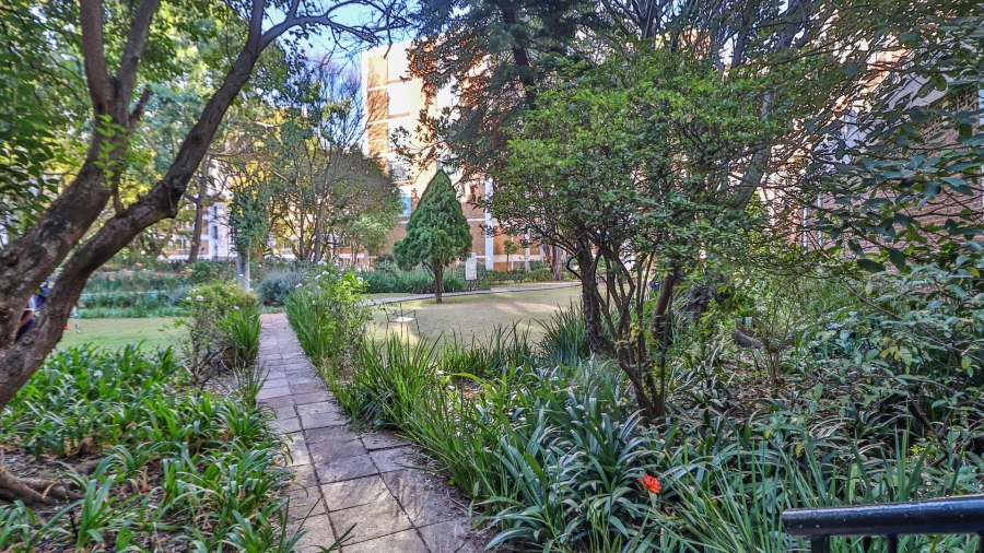 2 Bedroom Property for Sale in Killarney Gauteng