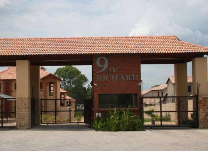 2 Bedroom Property for Sale in Kengies Gauteng