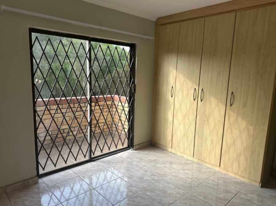 2 Bedroom Property for Sale in Kengies Gauteng