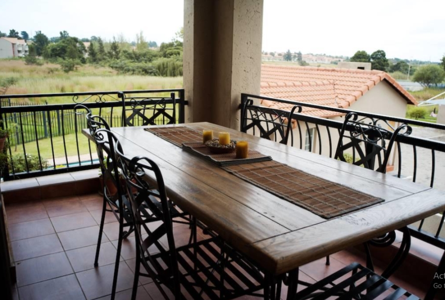 To Let 2 Bedroom Property for Rent in Erand Gardens Gauteng