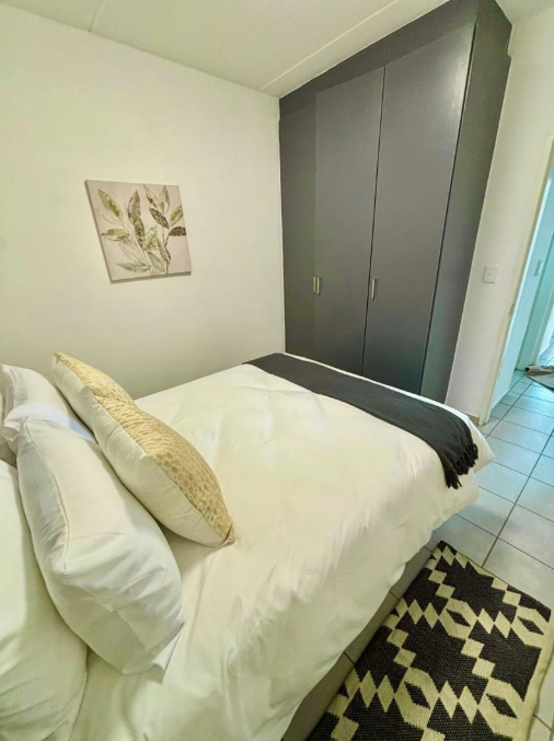 To Let 2 Bedroom Property for Rent in Vorna Valley Gauteng