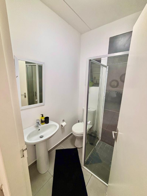 To Let 2 Bedroom Property for Rent in Vorna Valley Gauteng