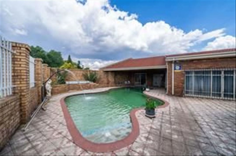 4 Bedroom Property for Sale in Van Dyk Park Gauteng