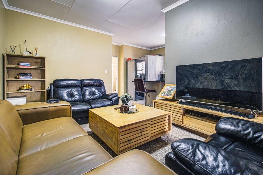 2 Bedroom Property for Sale in Brentwood Gauteng