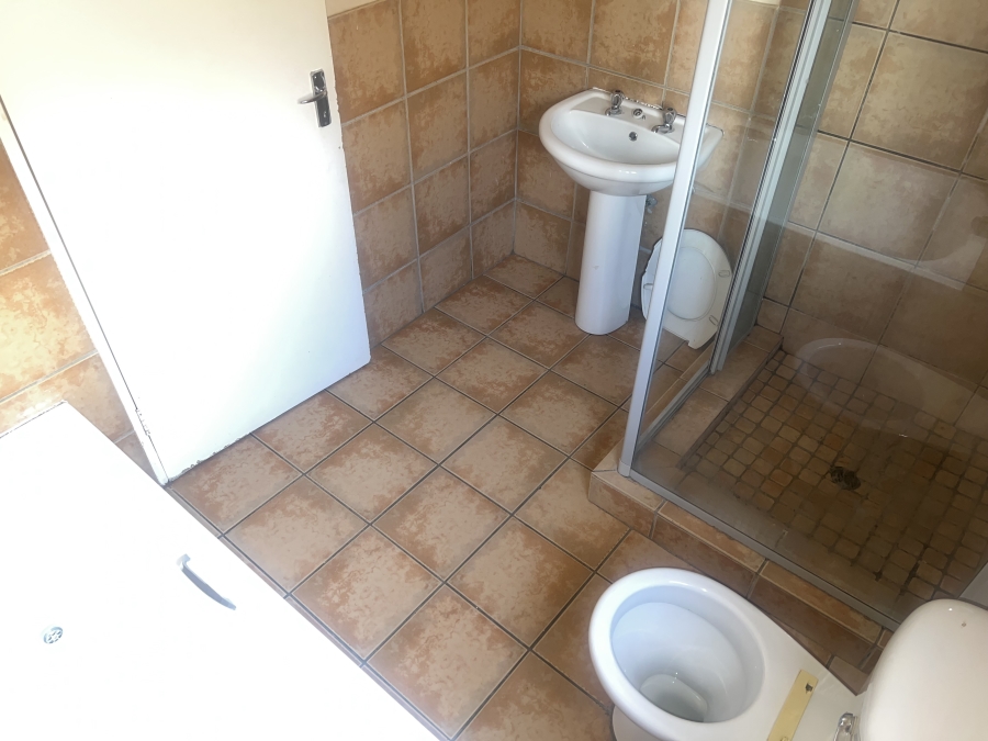 2 Bedroom Property for Sale in Greenhills Ext 3 Gauteng