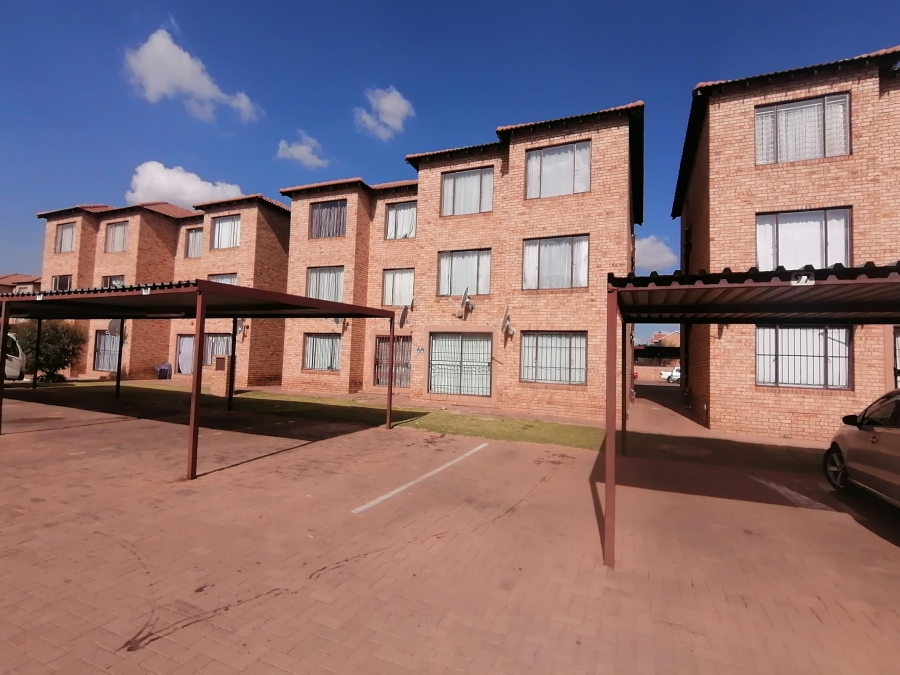 2 Bedroom Property for Sale in Greenhills Ext 3 Gauteng