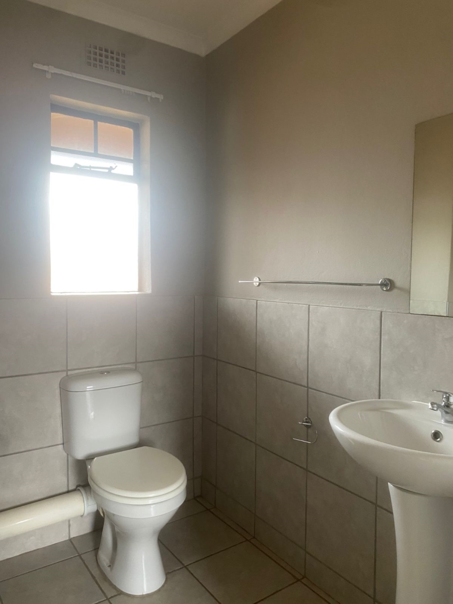 1 Bedroom Property for Sale in Sky City Gauteng