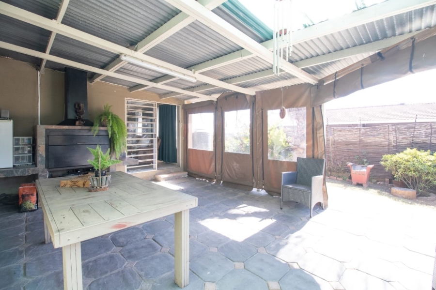 6 Bedroom Property for Sale in Croydon Gauteng