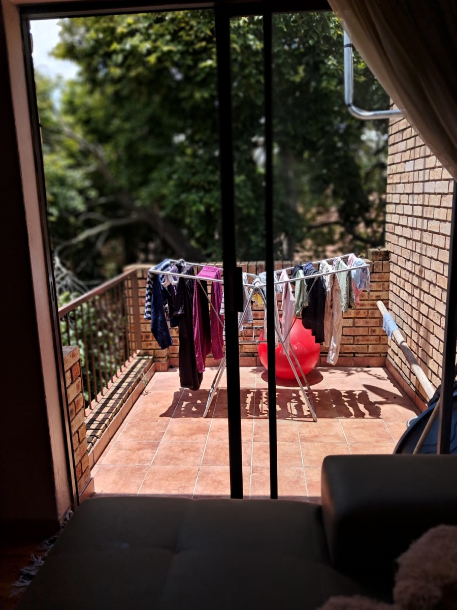 To Let 2 Bedroom Property for Rent in Paulshof Gauteng