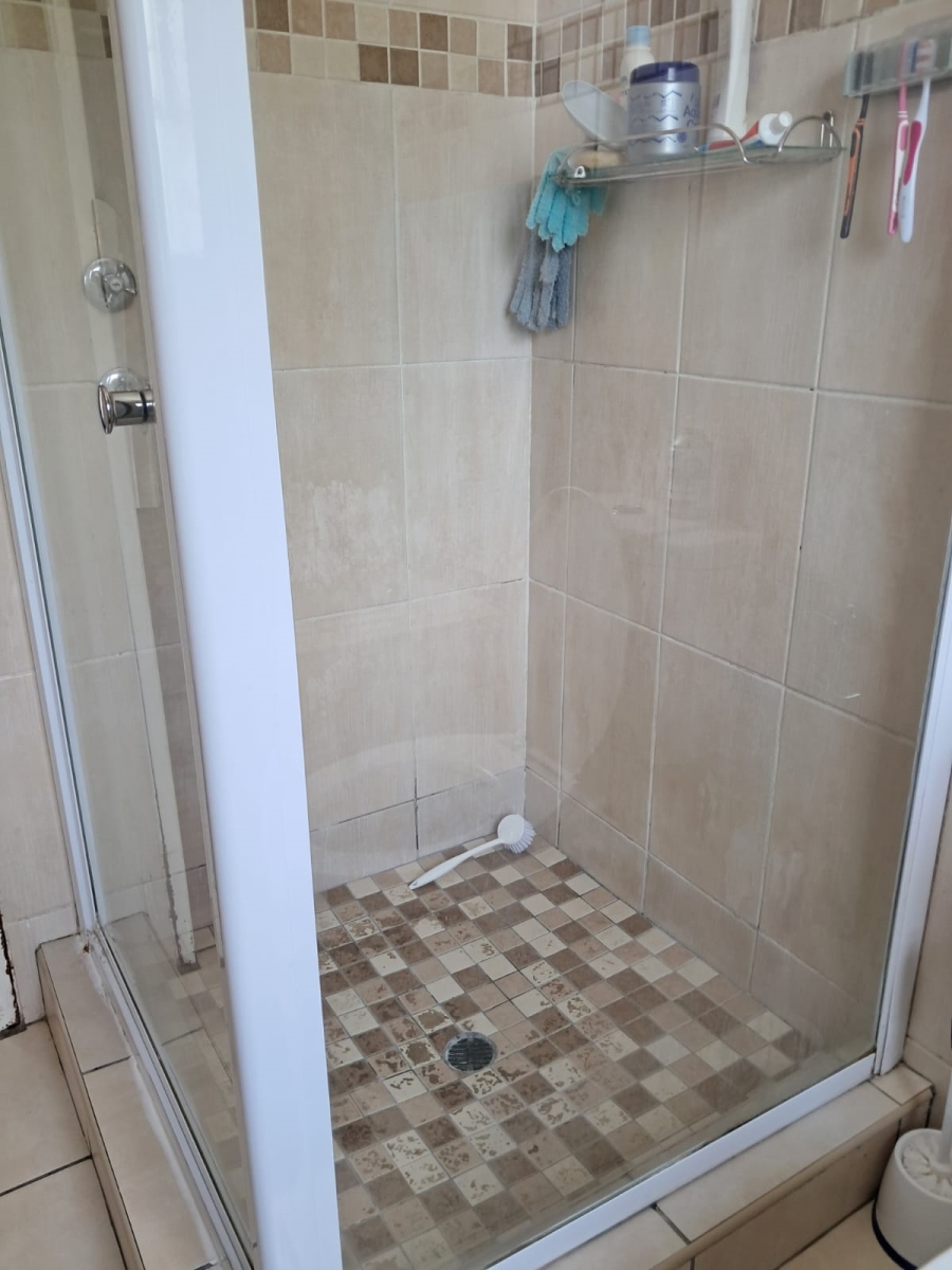 To Let 2 Bedroom Property for Rent in Paulshof Gauteng