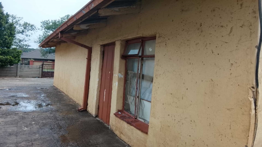 1 Bedroom Property for Sale in Vanderbijlpark CE 2 Gauteng