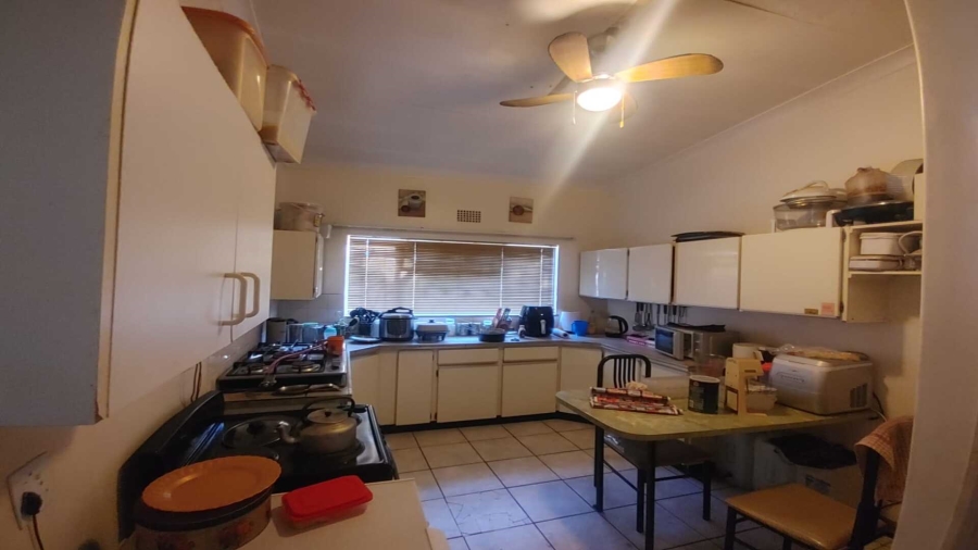 6 Bedroom Property for Sale in Sonland Park Gauteng