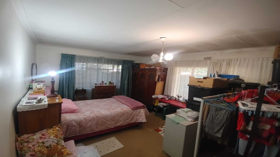 6 Bedroom Property for Sale in Sonland Park Gauteng