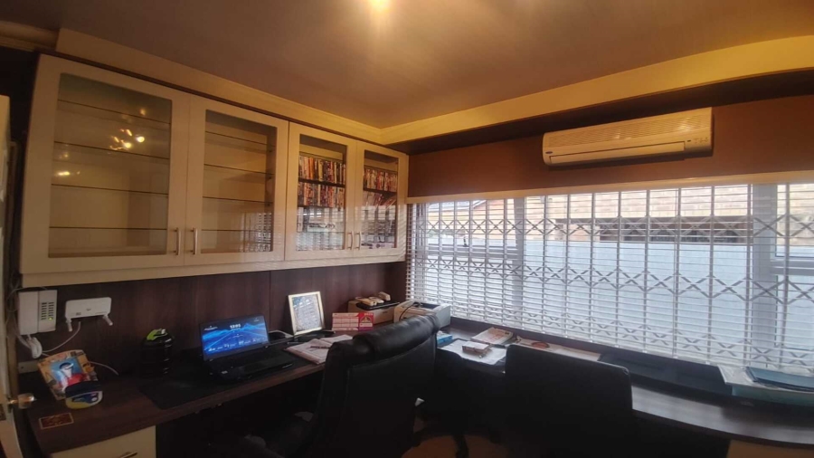 4 Bedroom Property for Sale in Arcon Park Gauteng