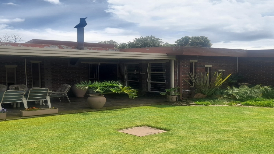 3 Bedroom Property for Sale in Vanderbijlpark SE 7 Gauteng