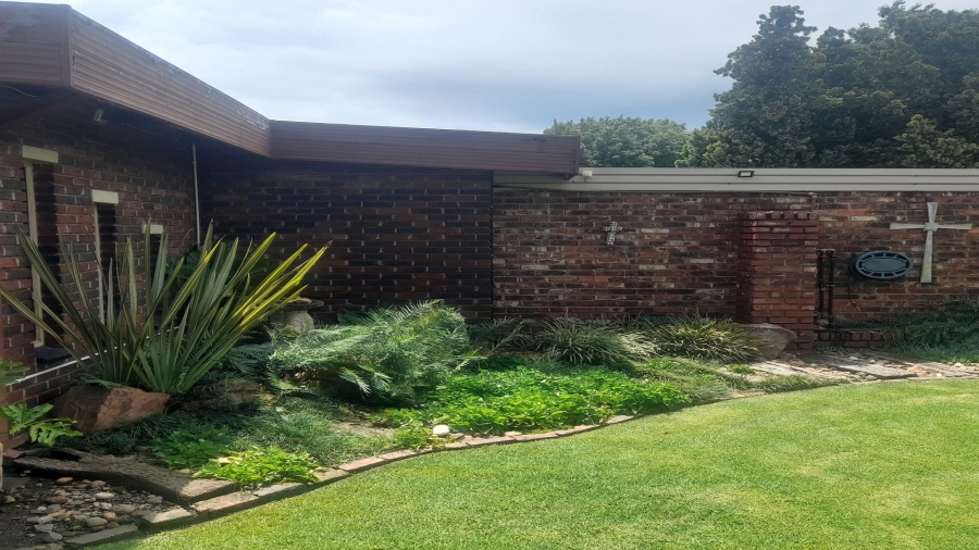 3 Bedroom Property for Sale in Vanderbijlpark SE 7 Gauteng