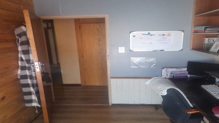 3 Bedroom Property for Sale in Vanderbijlpark SE 7 Gauteng