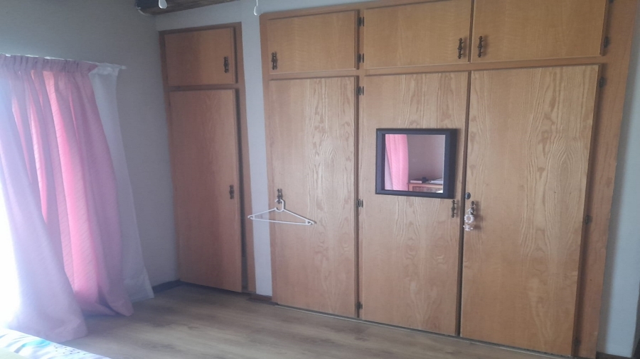 3 Bedroom Property for Sale in Vanderbijlpark SE 7 Gauteng