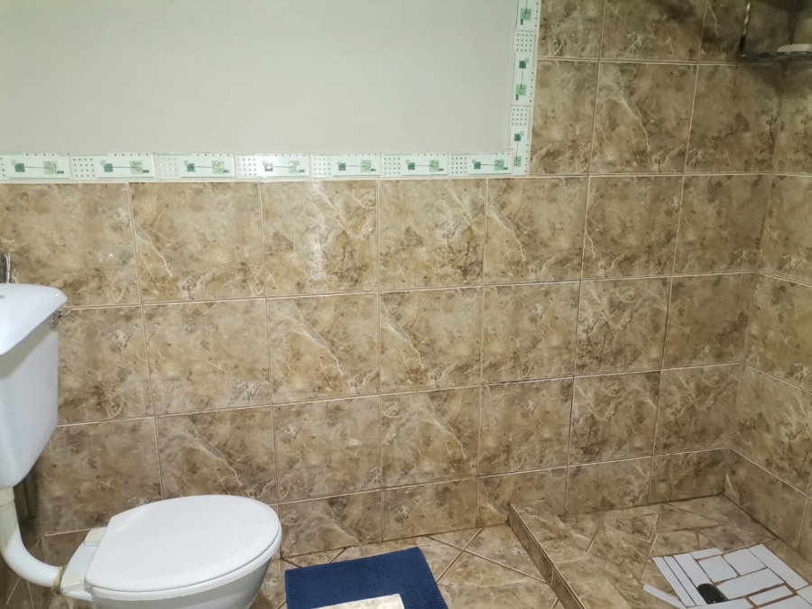 To Let 5 Bedroom Property for Rent in Rosashof Gauteng