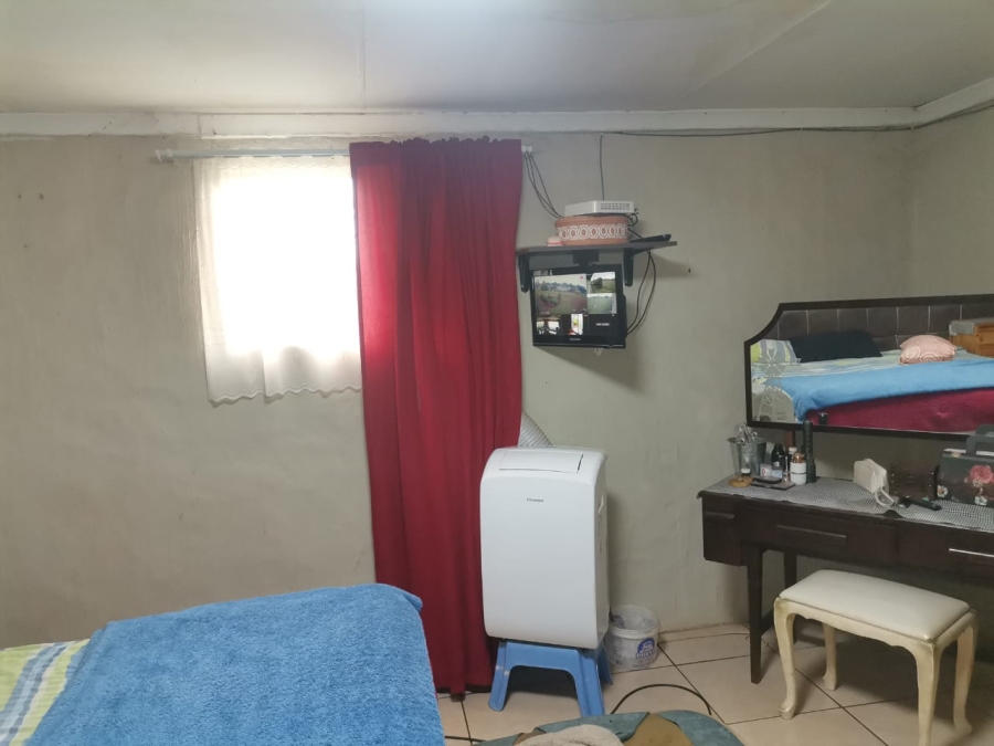 To Let 5 Bedroom Property for Rent in Rosashof Gauteng