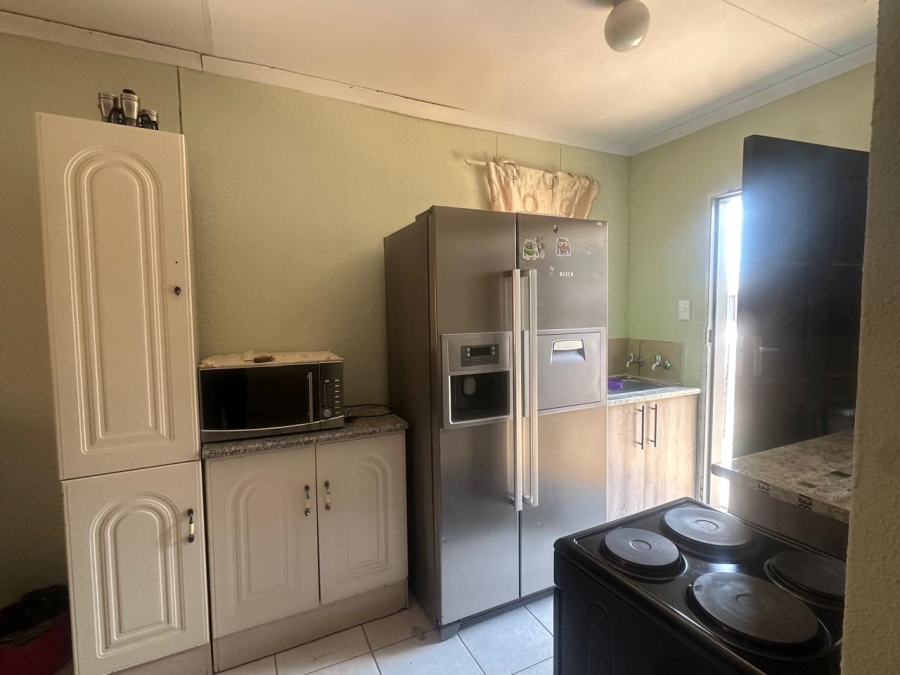 2 Bedroom Property for Sale in De Deur Gauteng